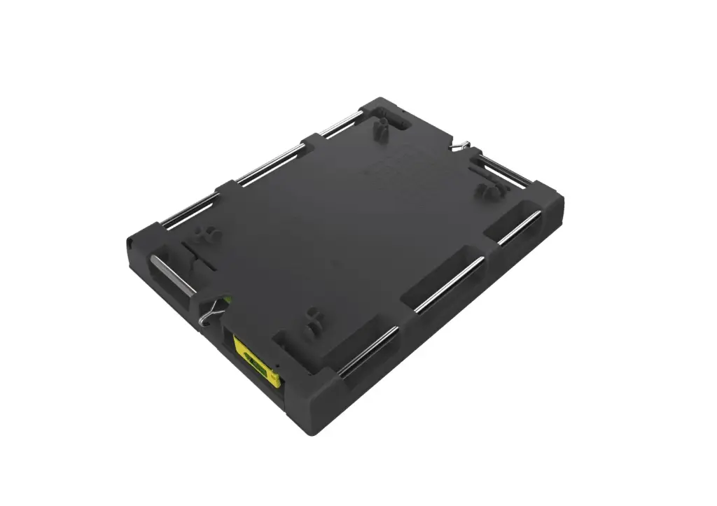 Coperchio per pallet con cinghie retrattili integrate